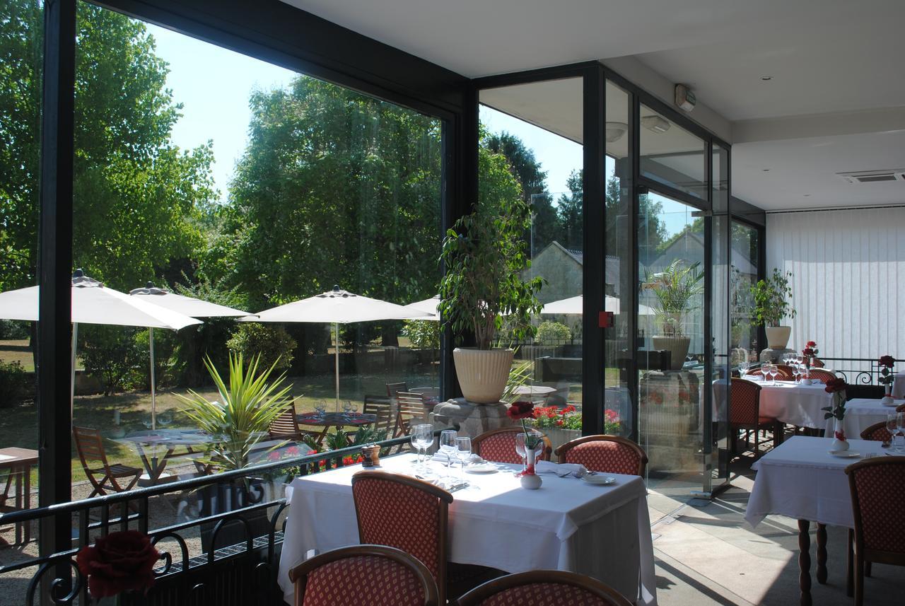Hostellerie Le Griffon Blérancourt Buitenkant foto